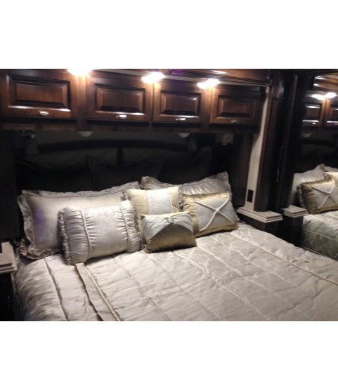 Best Selling Used Allegro Bus 33AA Motorhomes Rvs Campers 4-6 Passengers EURO 5 Ready to Ship